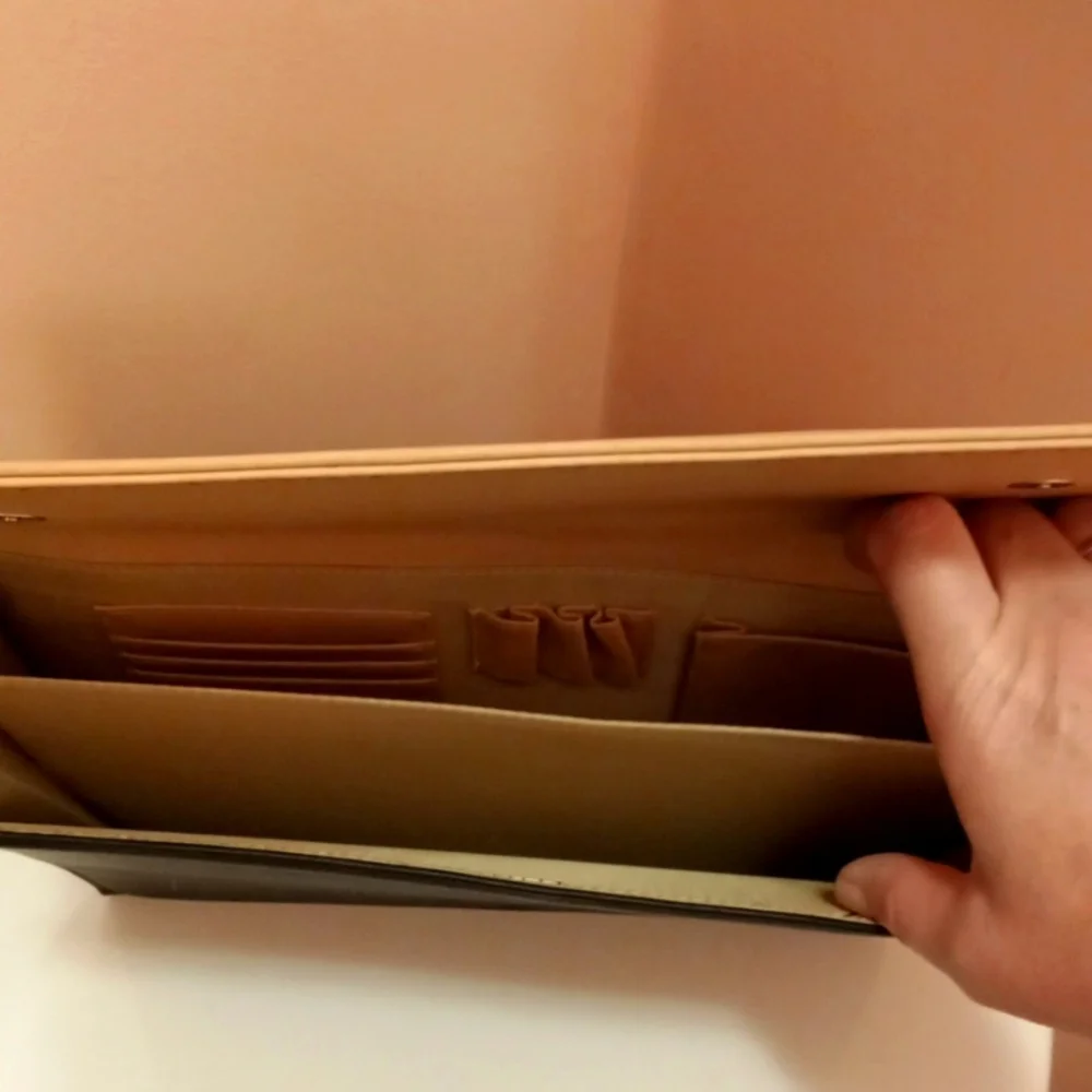 Avon Business Portfolio/Case
